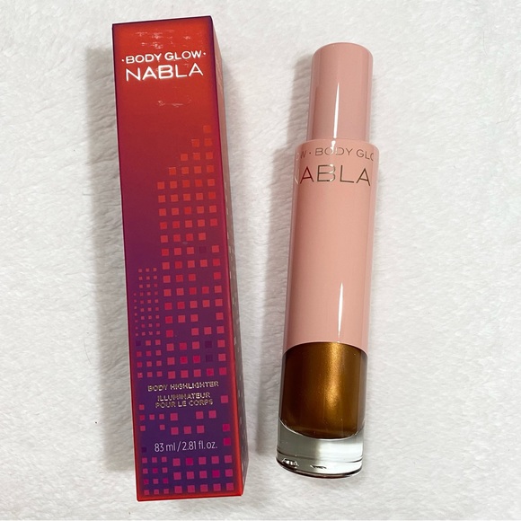 Nabla Body Glow Liquid Body Highlighter - Max Relax - Picture 1 of 5